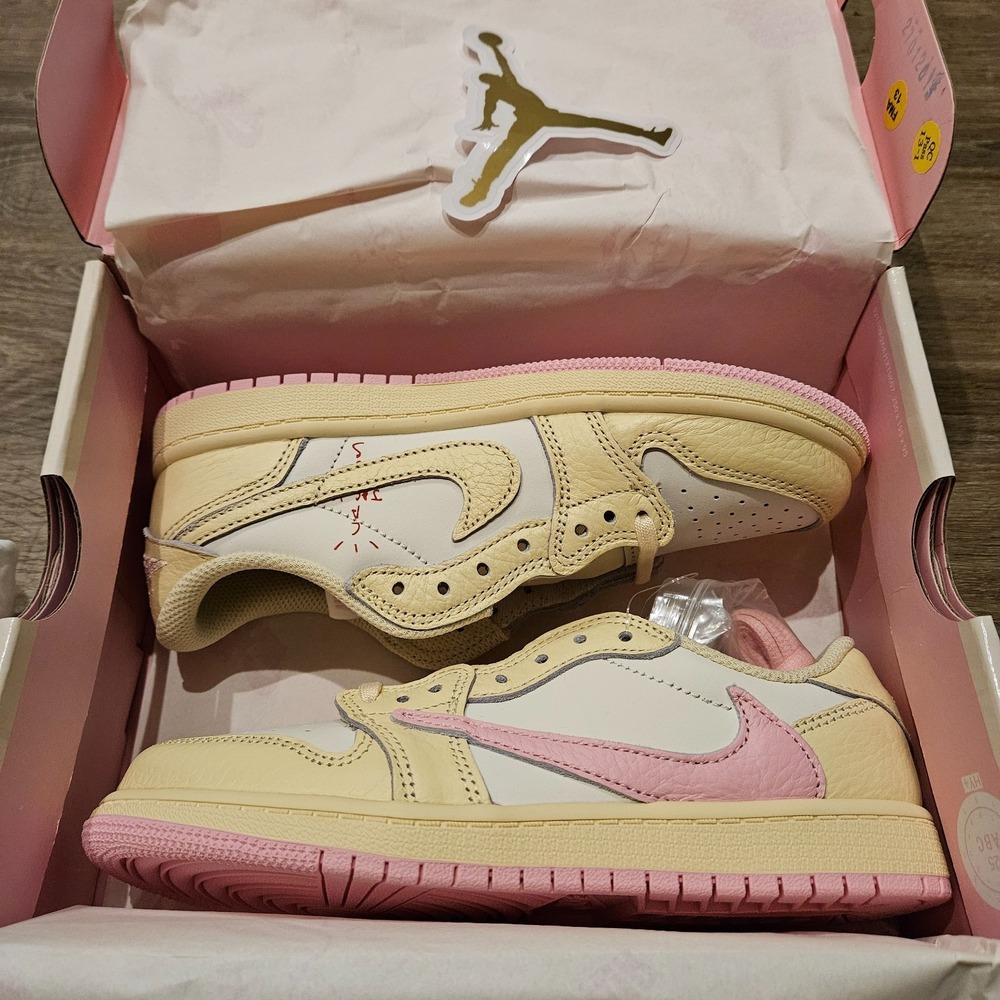 Nike Air Jordan 1 Retro Low OG SP Travis Scott 'Shy Pink' (PS) Size 3Y